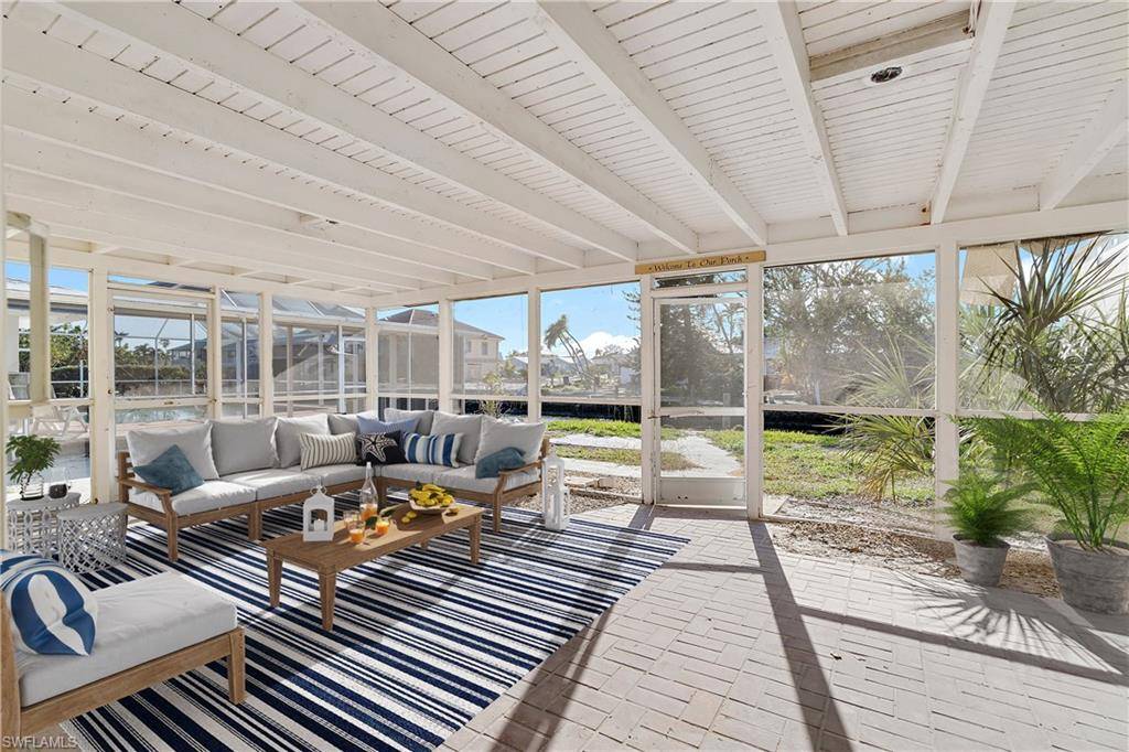 170 Curlew ST, Fort Myers Beach, FL 33931