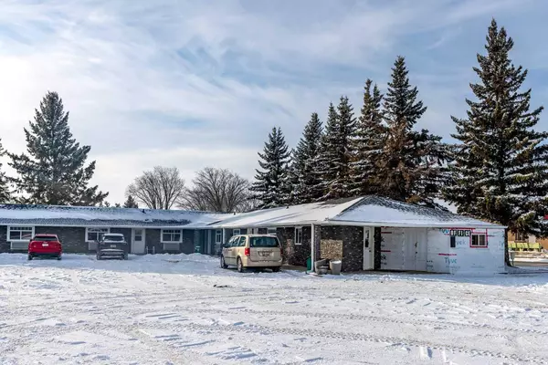 Wainwright, AB T9W 1B3,601 14 AVE