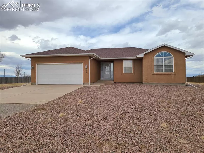 755 Chaparral DR, Pueblo West, CO 81007