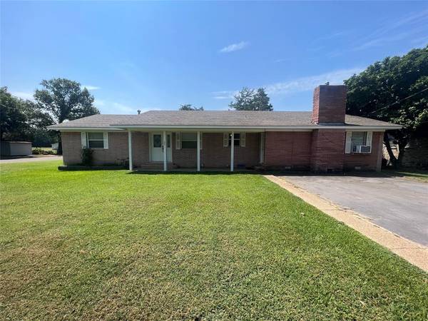 307 Nuss Drive, Mineola, TX 75773