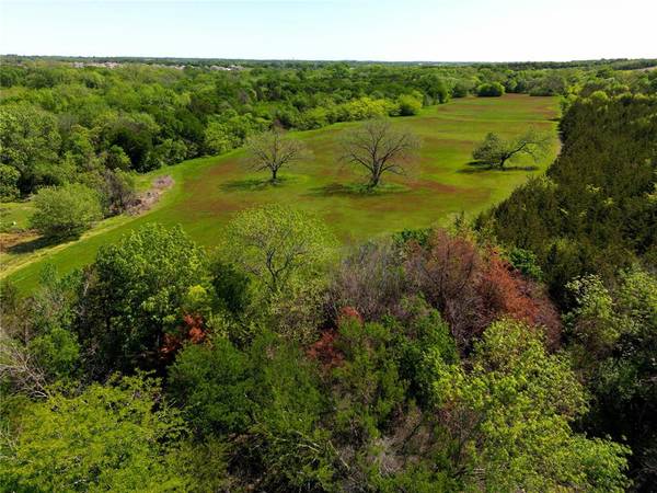 4838 W Loy Lake Road, Denison, TX 75020