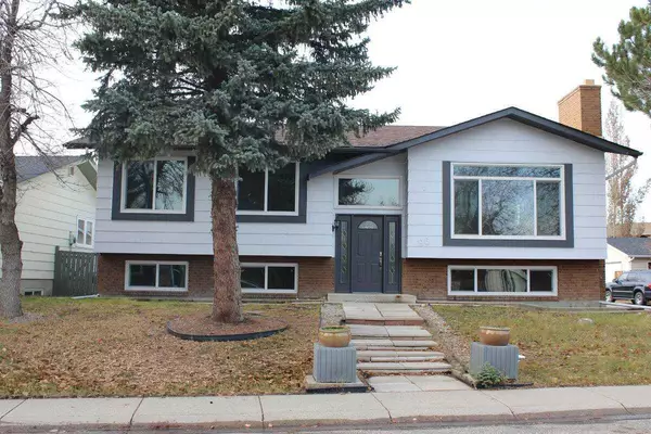 Calgary, AB T2X 1S5,96 Midpark Close SE