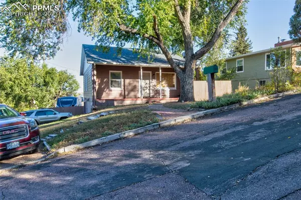 Colorado Springs, CO 80905,1601 Navajo CIR