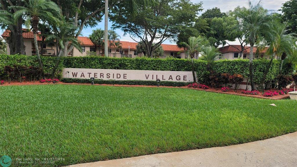 Sunrise, FL 33326,15705 W WATERSIDE CR  #105