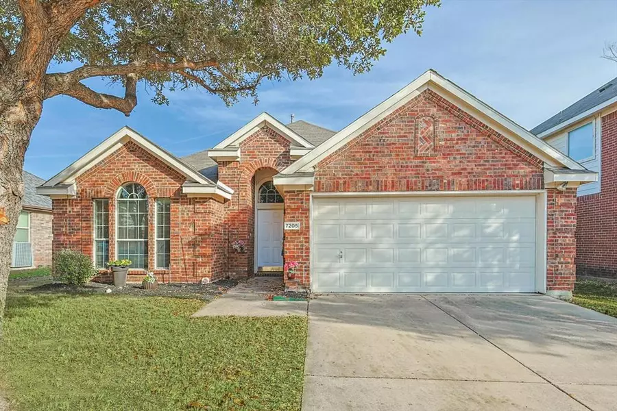 7205 Sunburst Trail, Denton, TX 76210