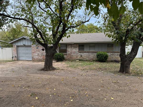 115 S Dick Price Road, Kennedale, TX 76060