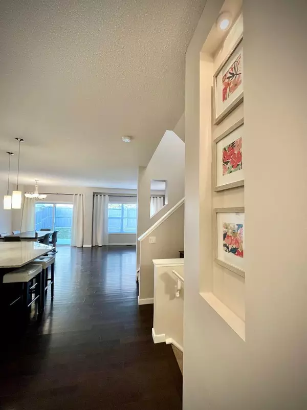 Calgary, AB T3R 1N6,229 Kincora Glen Rise NW