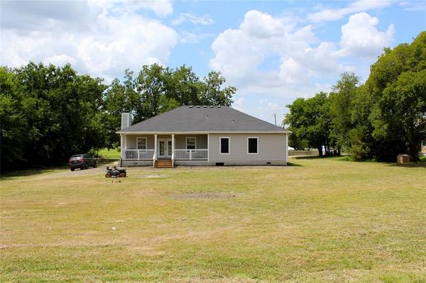 401 S Morrow Street, Blue Ridge, TX 75424