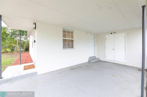 Pompano Beach, FL 33064,2714 NE 13TH TERRACE