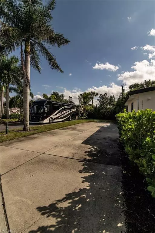 Naples, FL 34114,13499 Snook CIR