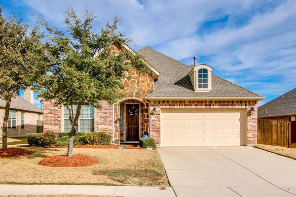 2364 San Augustine Lane, Grand Prairie, TX 75052