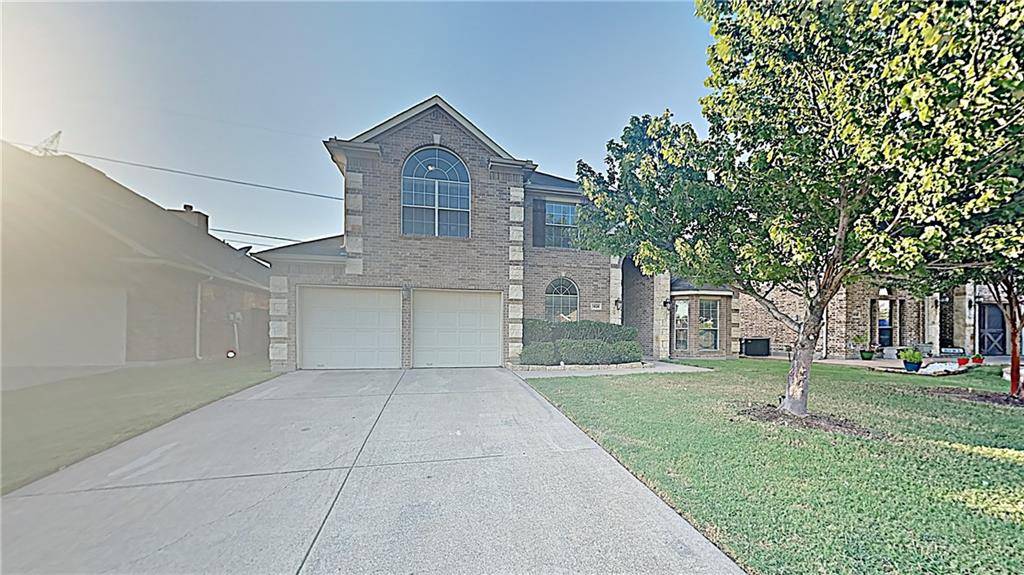 5820 Summerwood Drive, Grand Prairie, TX 75052