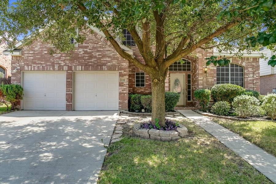 3316 Kimberly Lane, Grand Prairie, TX 75052