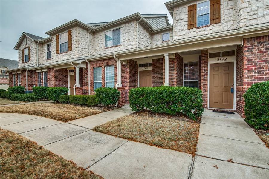 2742 Olympic Park Drive, Grand Prairie, TX 75050