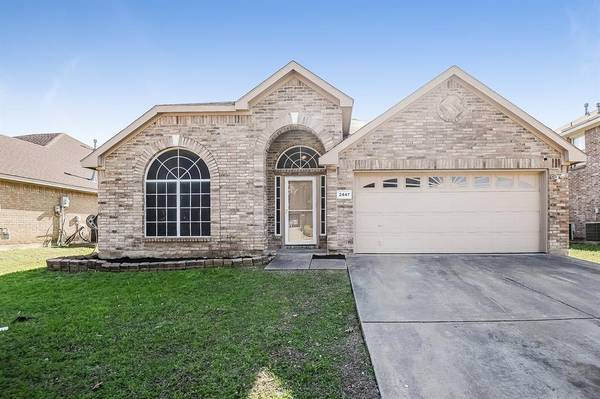 2447 Rio Grande Drive, Grand Prairie, TX 75052