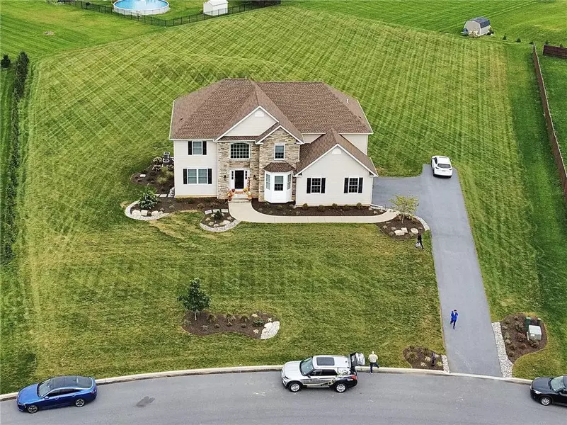 4596 Fairway Road, Lower Nazareth Twp, PA 18020