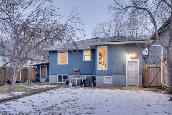 Calgary, AB T3E2C8,2827 26a ST SW