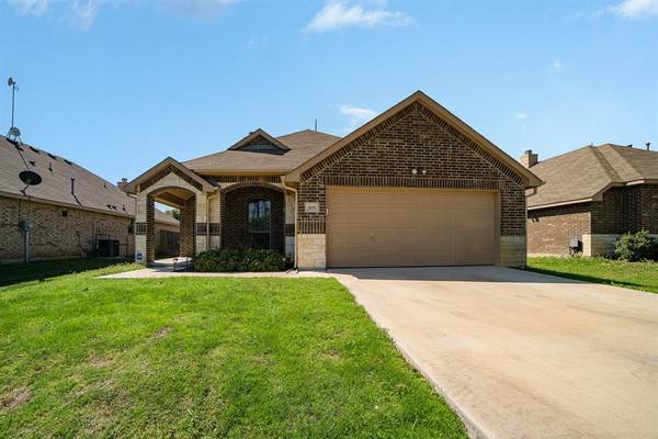 109 N Henrietta Street,  Ferris,  TX 75125