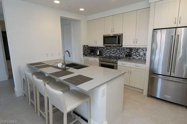 1035 3rd AVE S 303, Naples, FL 34102
