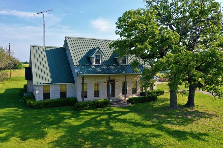 390 State Highway 164 W, Donie, TX 75838