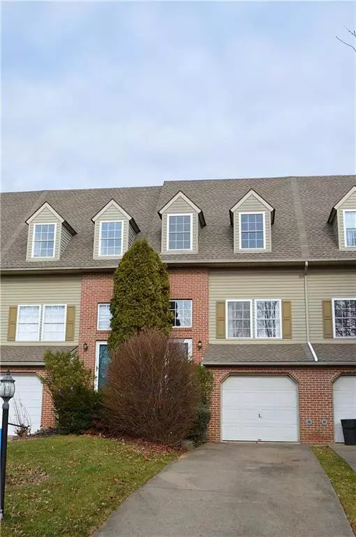 1567 Pinewind Drive, Lower Macungie Twp, PA 18011