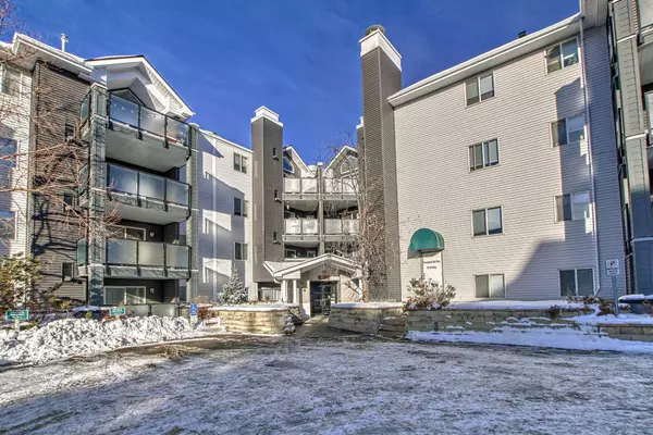 Calgary, AB T3H 3K5,10 Sierra Morena Mews SW #317