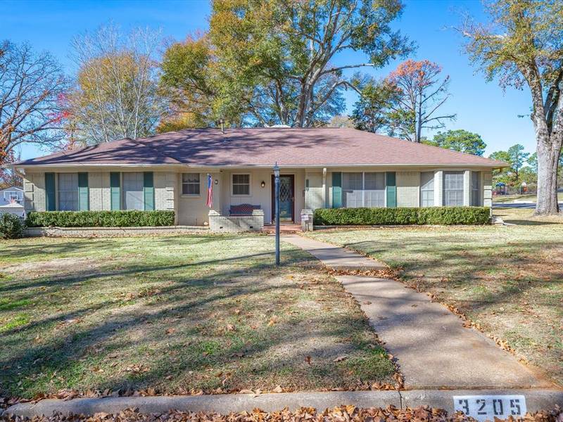 3205 Fry Avenue, Tyler, TX 75701