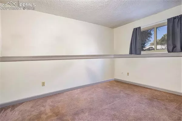 Colorado Springs, CO 80911,7380 Sneffels ST