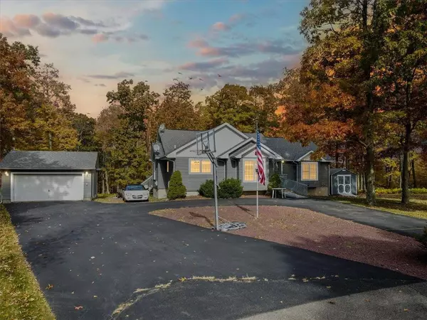 Luzerne County, PA 18224,221 Deer Run Drive