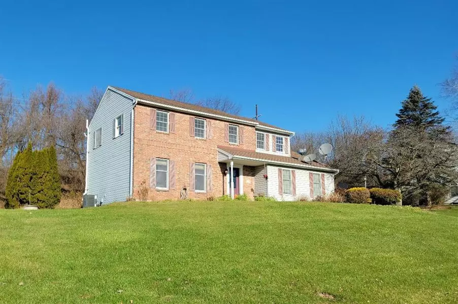 4289 Lenmar Drive, North Whitehall Twp, PA 18037