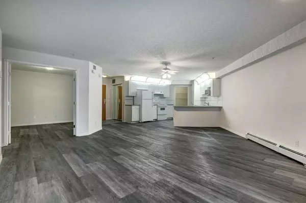 Calgary, AB T2H 3A1,8535 Bonaventure DR SE #112