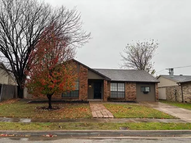 Fort Worth, TX 76120,504 Sandstone Drive