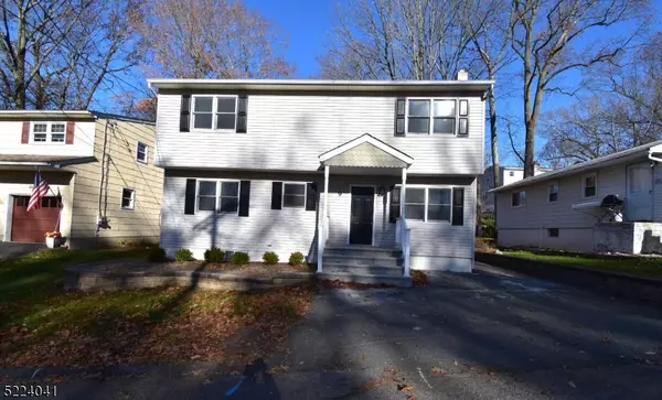 9 Phillips Rd, Hopatcong Boro, NJ 07874