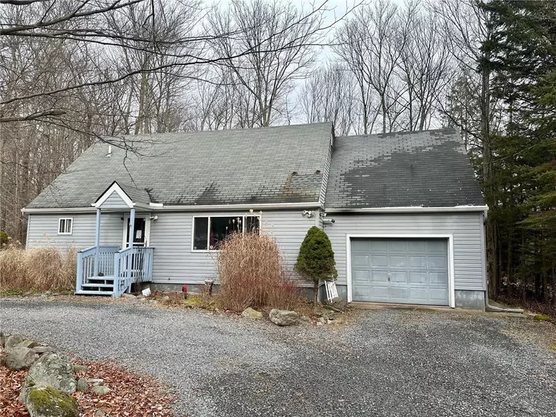 7251 Winnebago Drive, Coolbaugh Twp, PA 18347