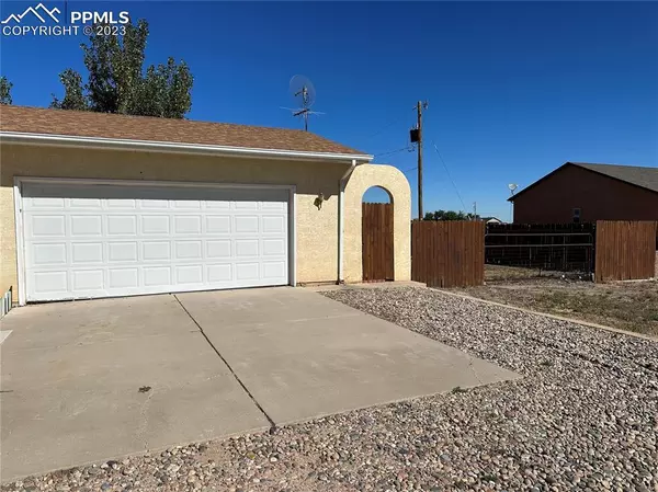 Pueblo West, CO 81001,1129 E Desert Cove DR