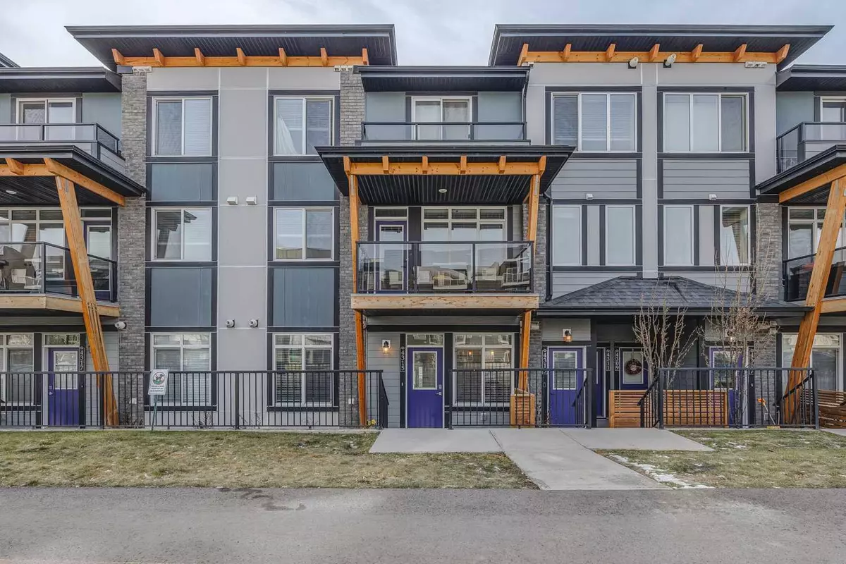 Calgary, AB T3M 0M2,4315 Seton DR SE