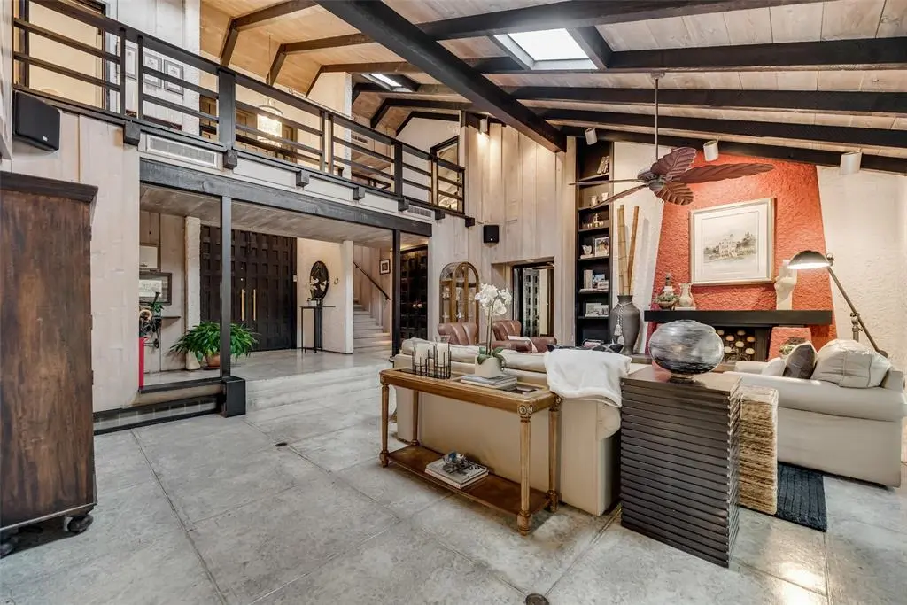 12110 Marbrook Drive, Dallas, TX 75230