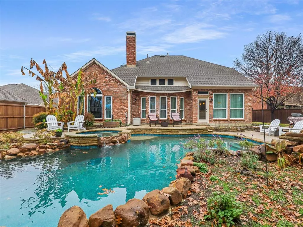 Mckinney, TX 75072,911 Autumn Ridge Drive