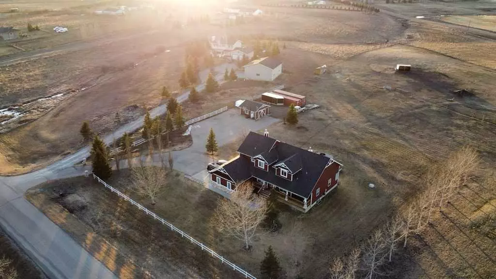 Rural Rocky View County, AB T1Z0H6,496 Shore DR