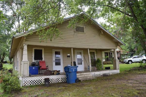 411 McIntyre Street, Minden, LA 71055