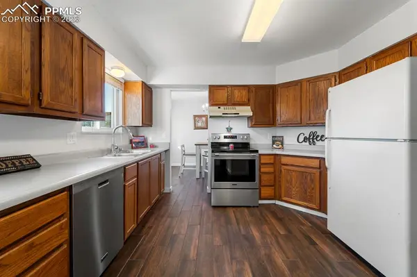 Colorado Springs, CO 80911,7895 Peninsula DR