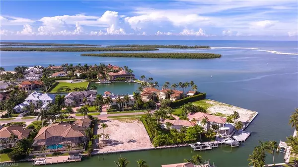 Marco Island, FL 34145,1558 Heights CT