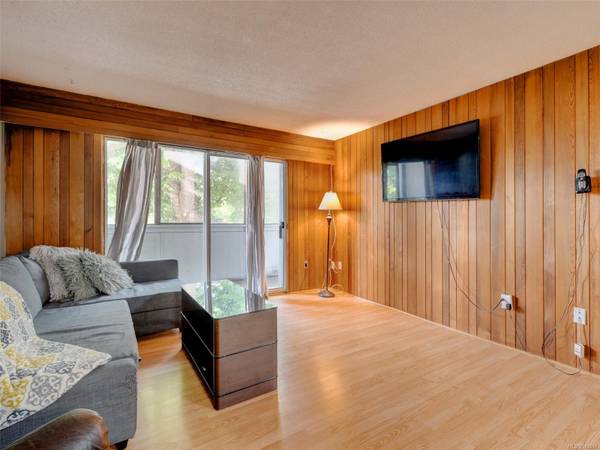 Esquimalt, BC V9A 3N4,1124 Esquimalt Rd #203