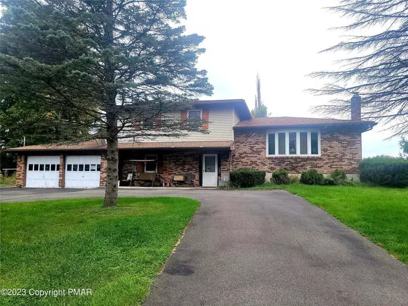 309 Hemlock Lane, Stroud Twp, PA 18360