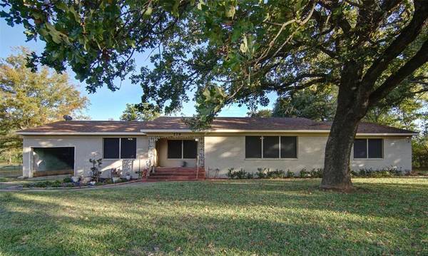 779 E Quitman Street, Alba, TX 75410