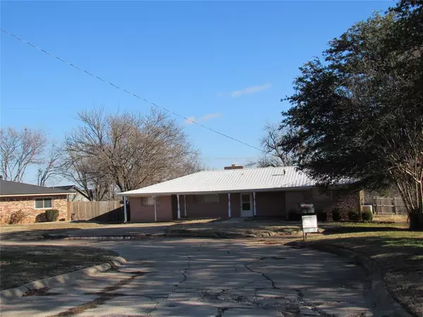 Pauls Valley, OK 73075,104 Highland Road