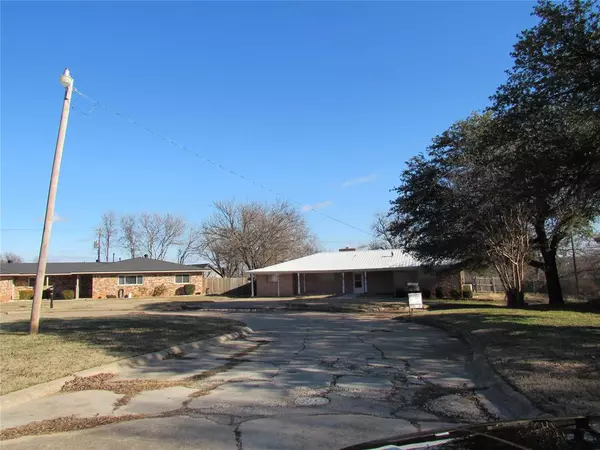 Pauls Valley, OK 73075,104 Highland Road