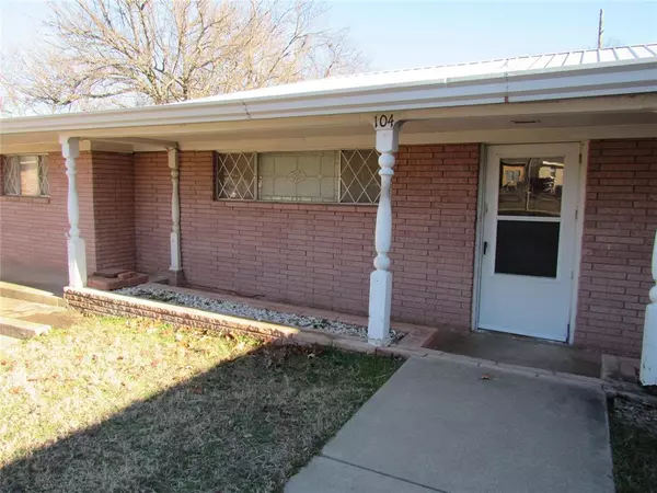 Pauls Valley, OK 73075,104 Highland Road