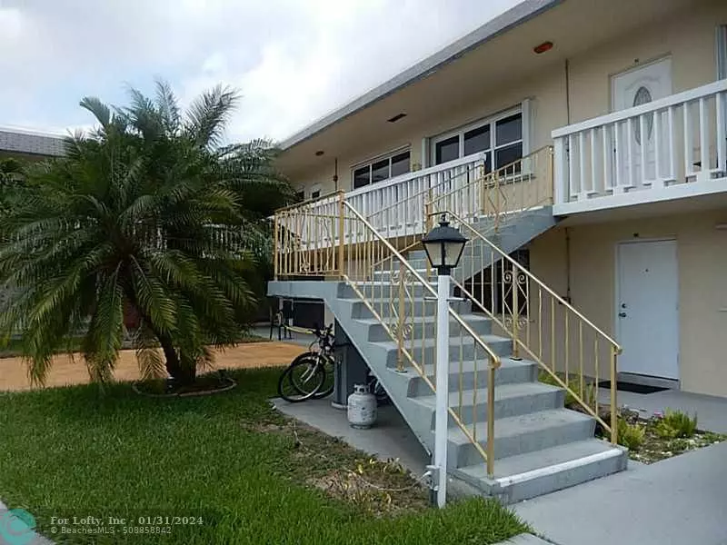 Hollywood, FL 33019,1454 N 12th Ct  #9B