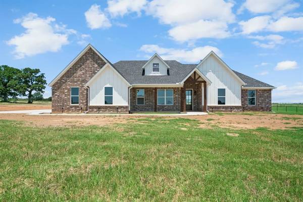 1009 Monarch Court, Poolville, TX 76487